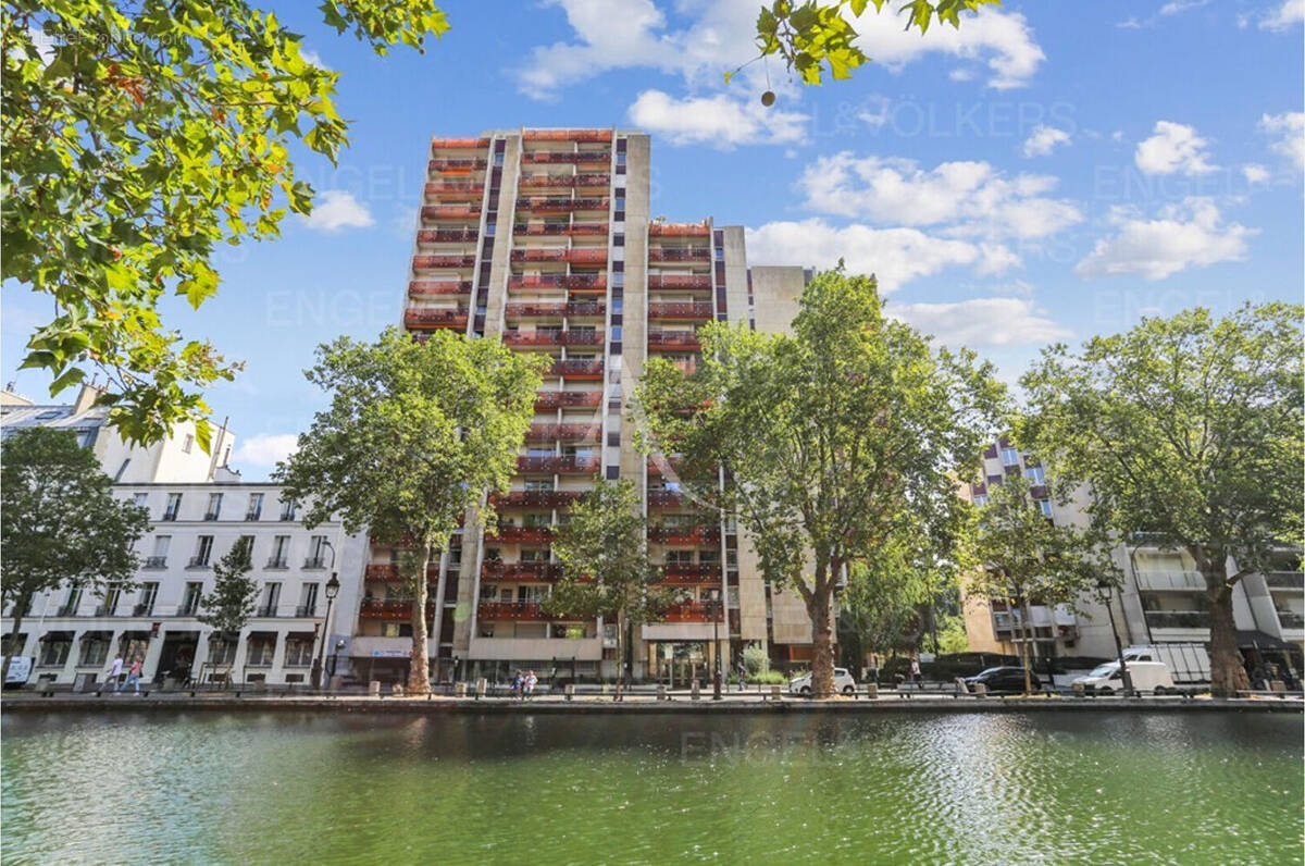 Parking à PARIS-10E
