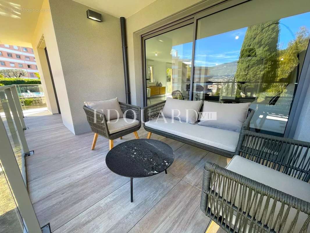 Appartement à ROQUEBRUNE-CAP-MARTIN