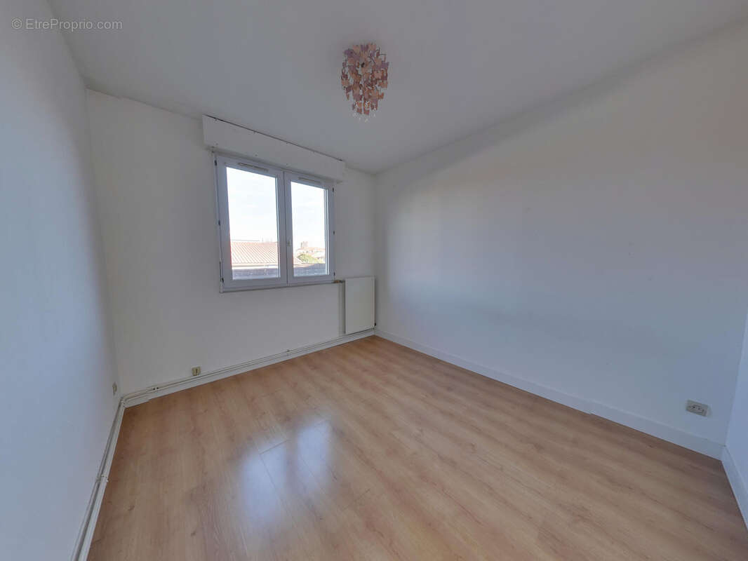 Appartement à LE PONT-DE-CLAIX