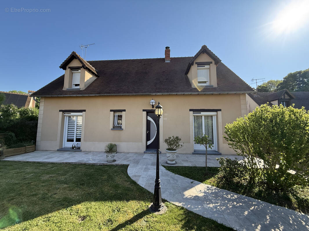 Maison à ANGERVILLE