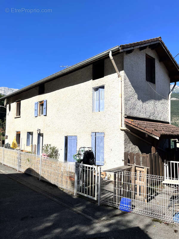 Maison à VIF