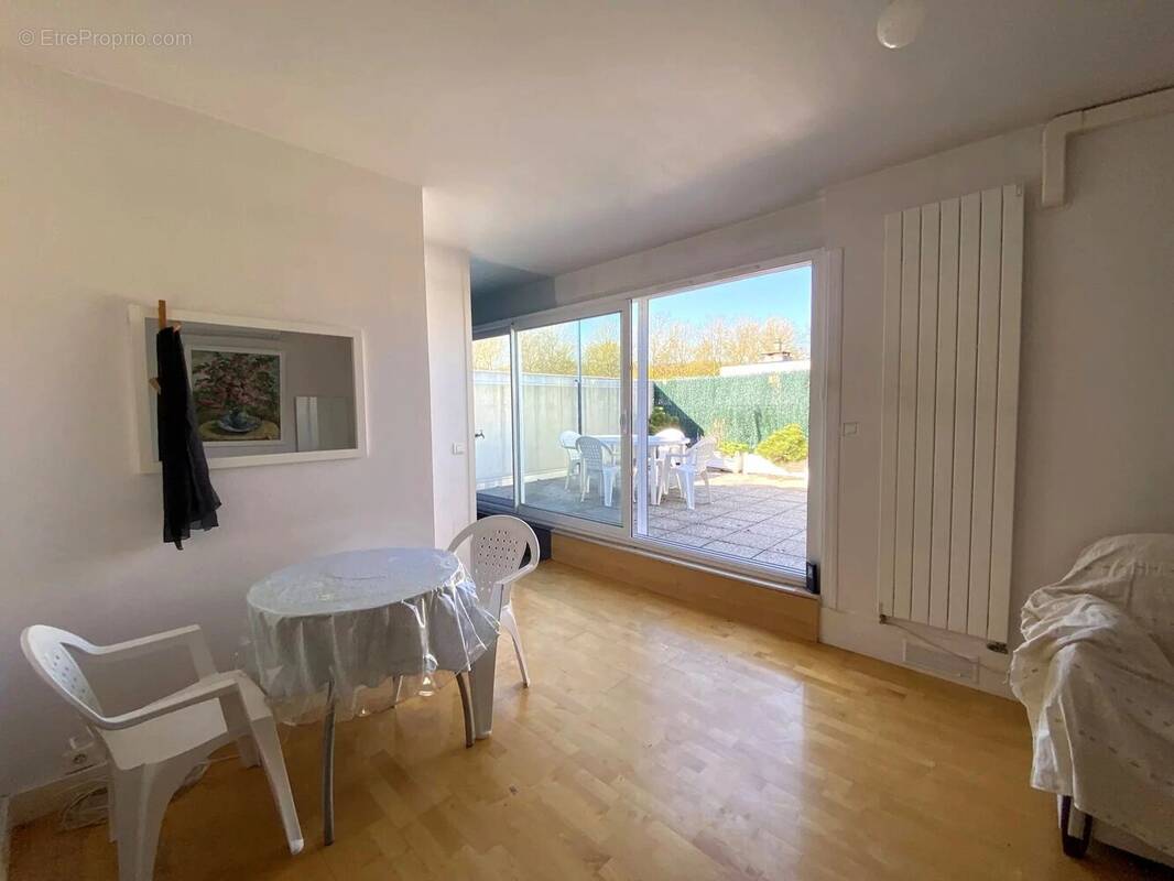 Appartement à BOUSSY-SAINT-ANTOINE