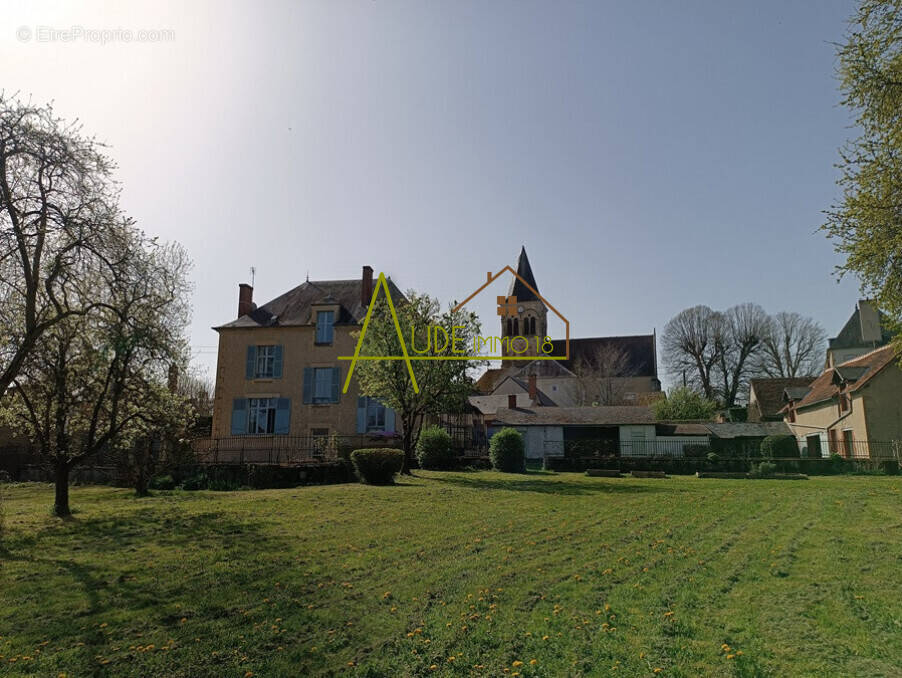 Maison à BENGY-SUR-CRAON