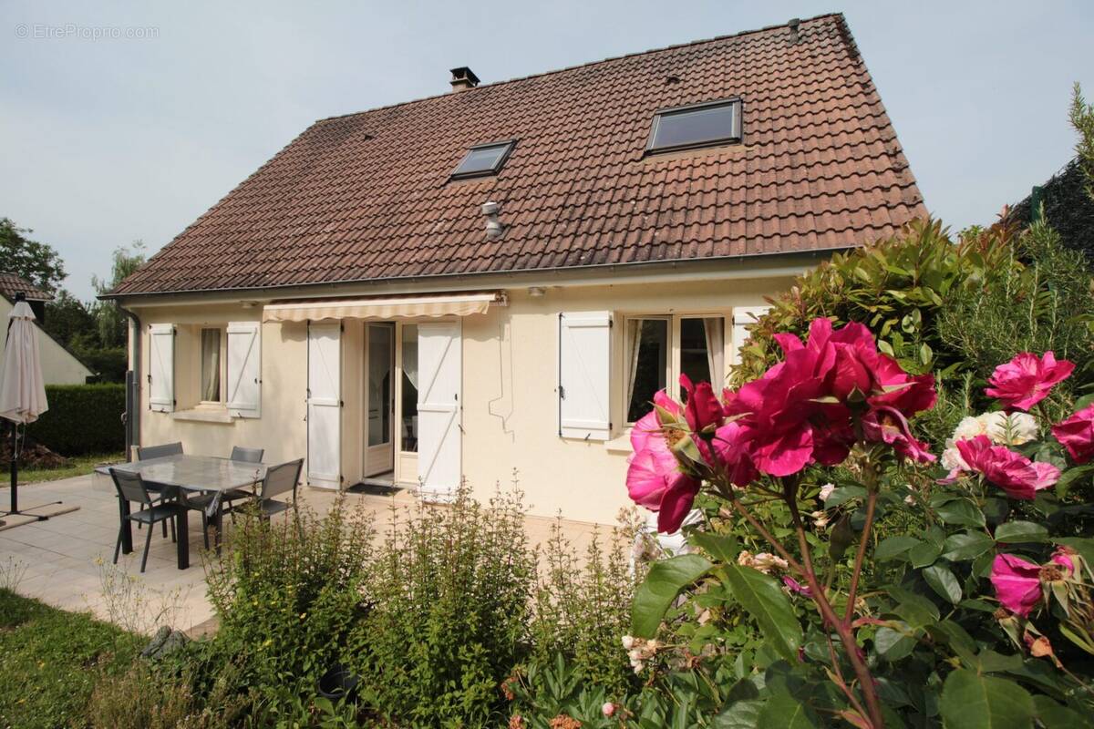 Maison à CREPY-EN-VALOIS