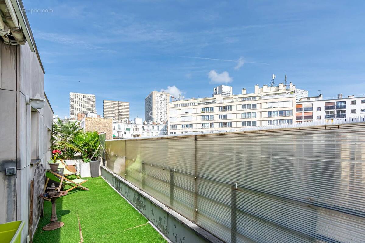 Appartement à PARIS-15E
