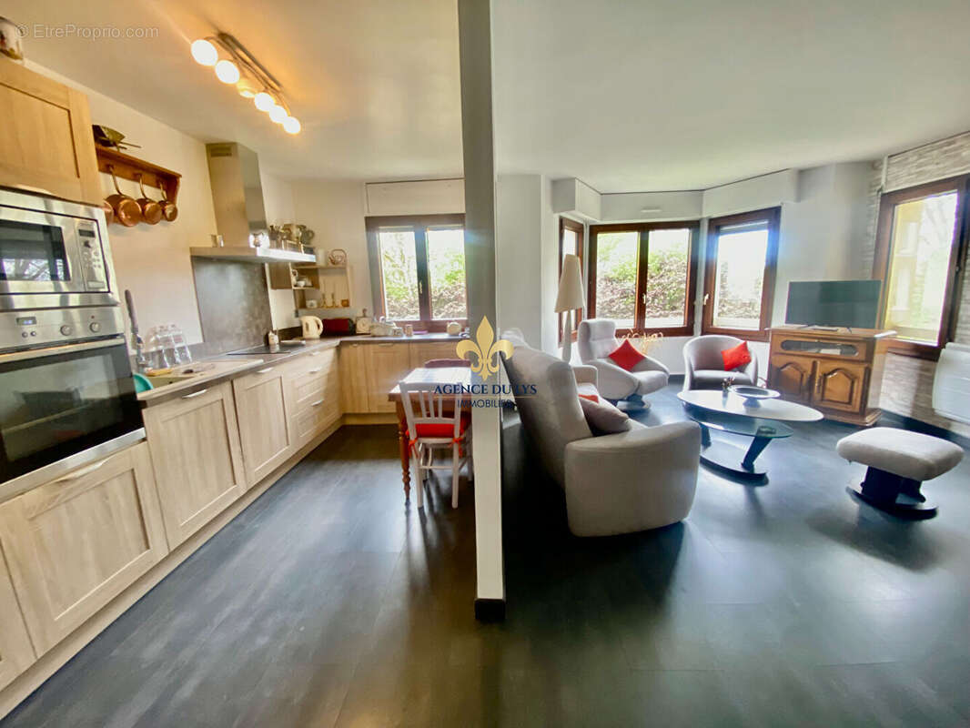 Appartement à COYE-LA-FORET