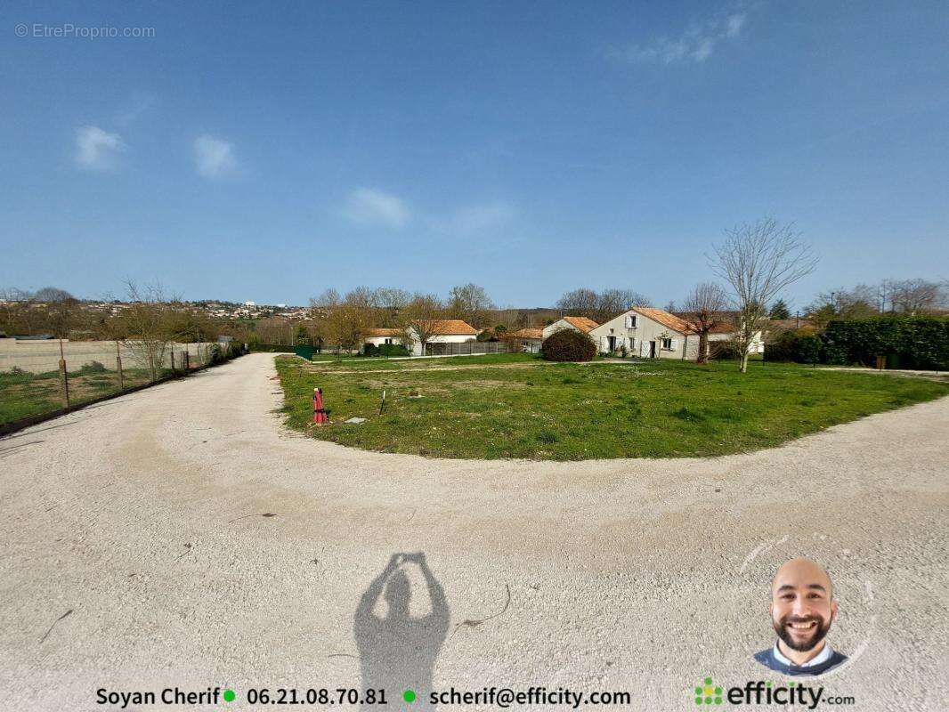 Terrain à ANGOULEME