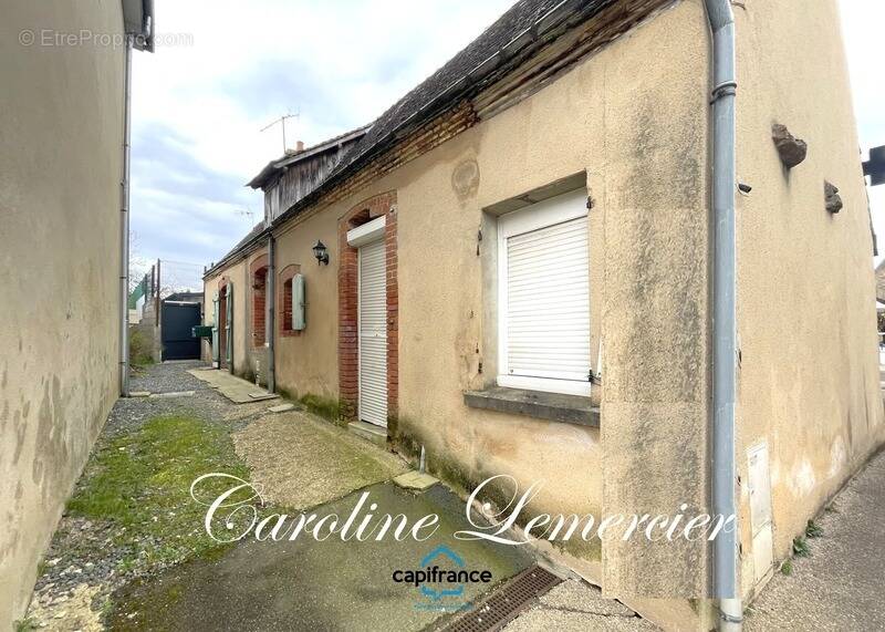 Maison à CONNERRE