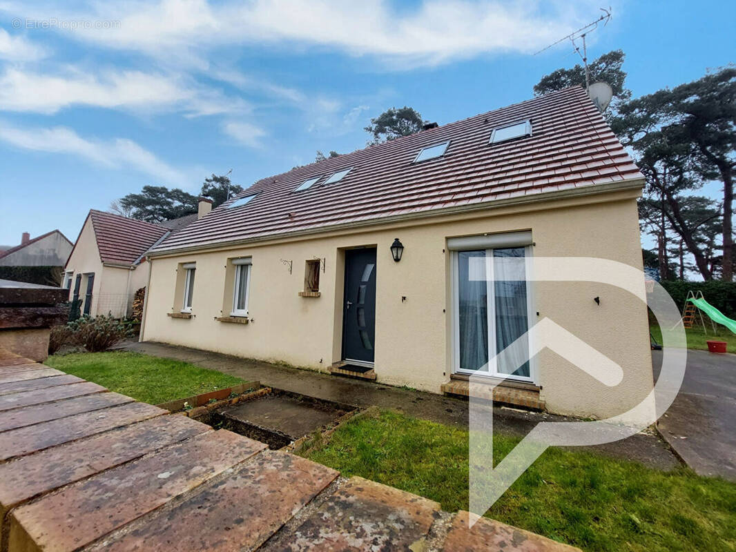 Maison à VILLERS-COTTERETS