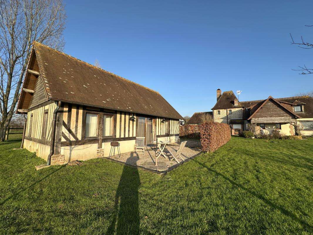 Maison à BEUVRON-EN-AUGE