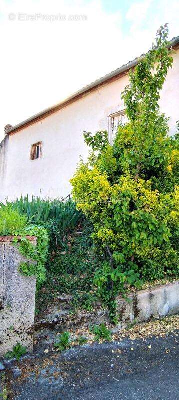 Appartement à LAYRAC