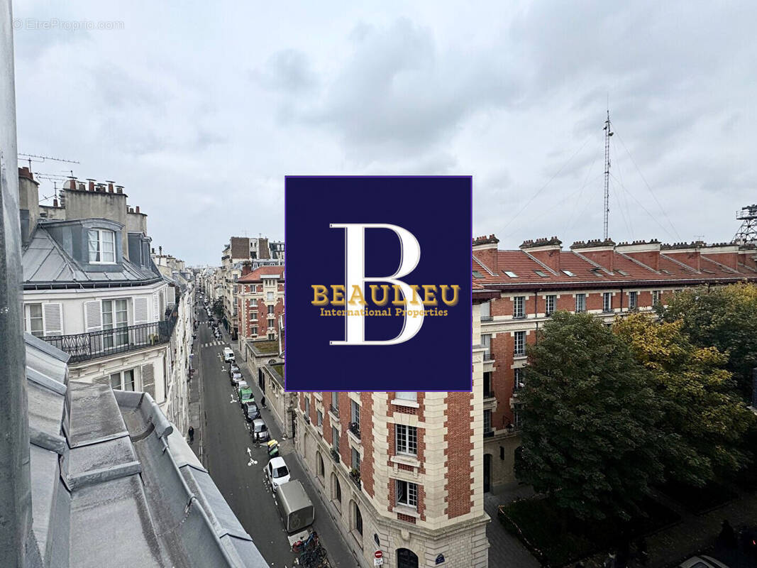 Appartement à PARIS-3E