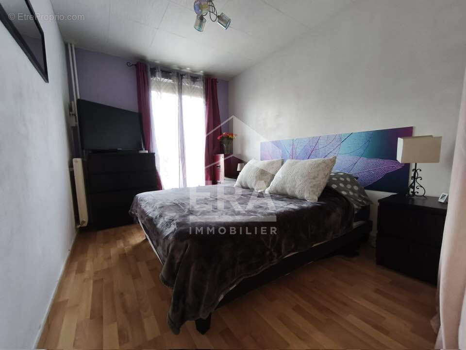 Appartement à PORT-DE-BOUC