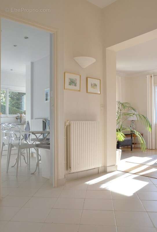 Maison à SAINT-REMY-LES-CHEVREUSE