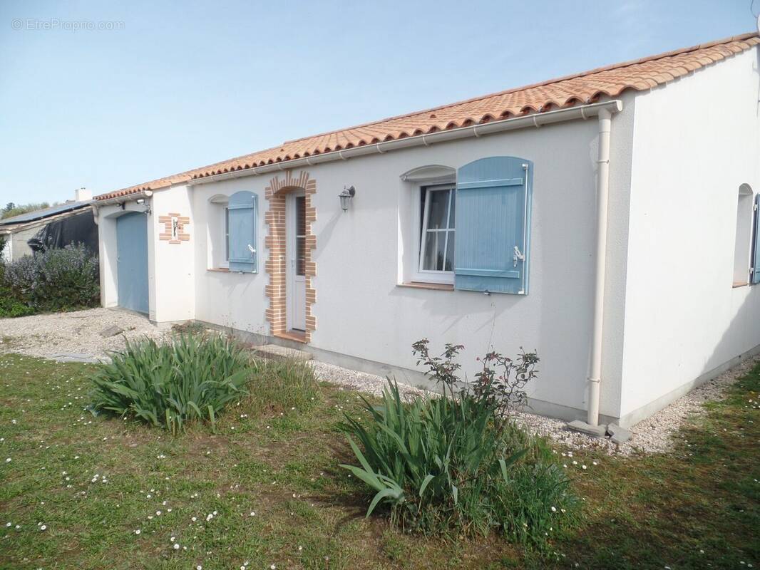 Maison à SALLERTAINE