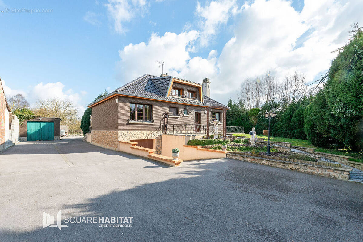Maison à RIEULAY