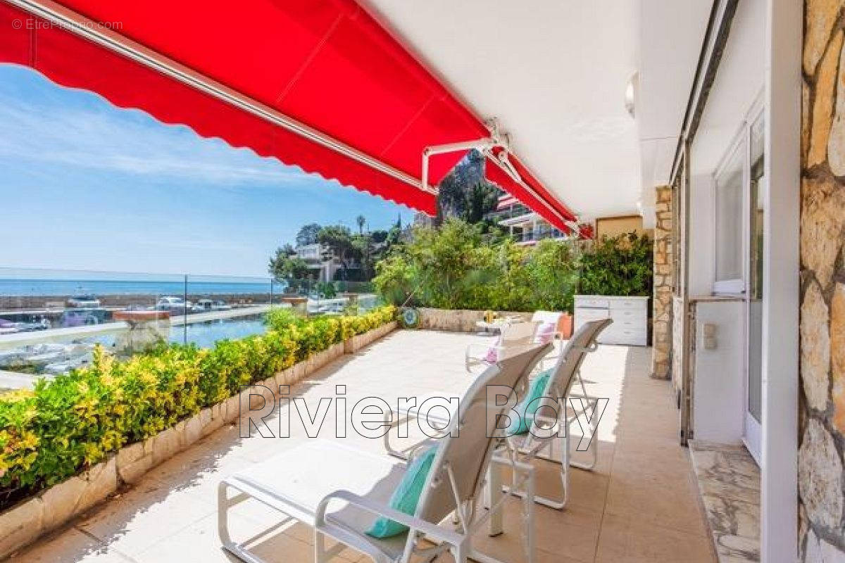 Appartement à EZE