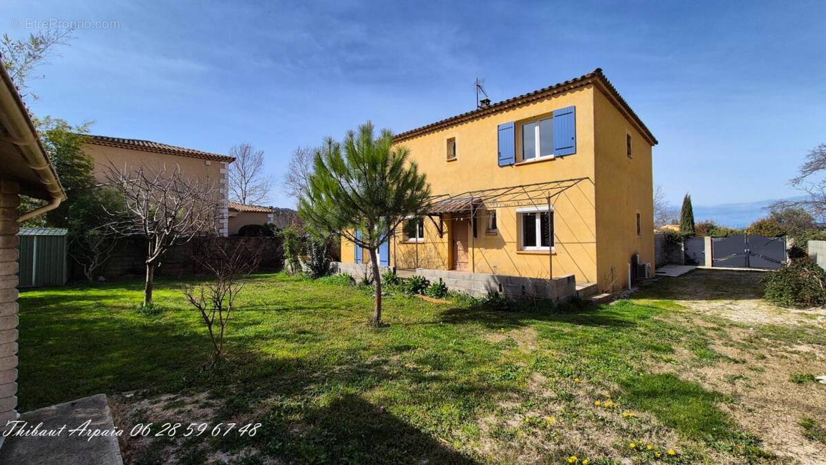 Maison à VINON-SUR-VERDON