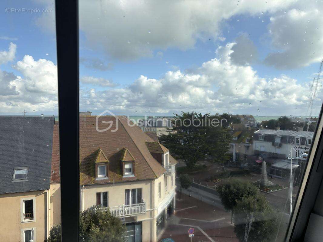 Appartement à COURSEULLES-SUR-MER