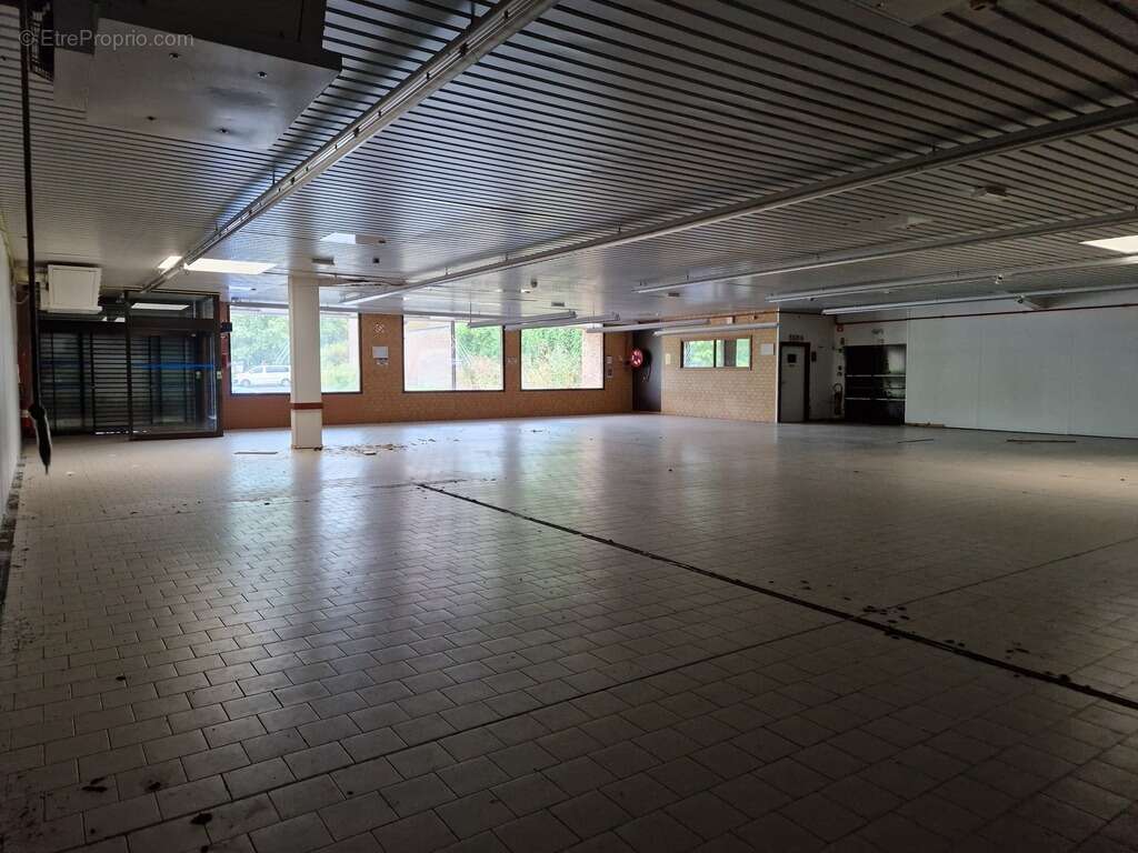 Commerce à GIVET