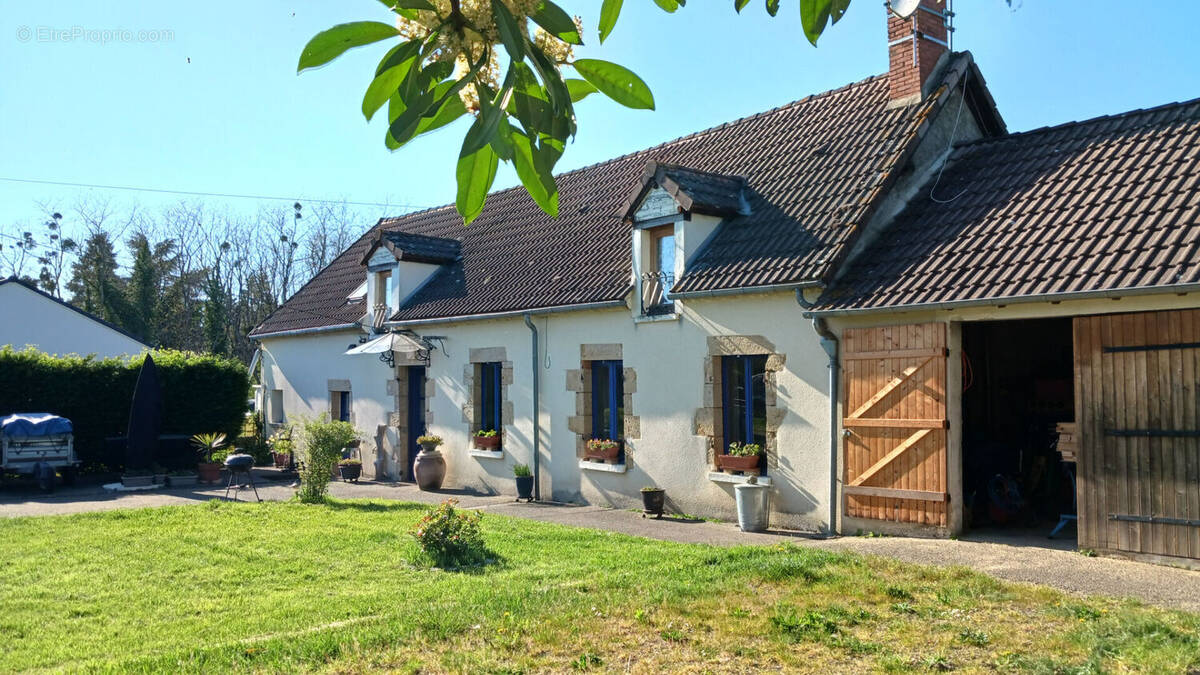 Maison à MENETOU-COUTURE