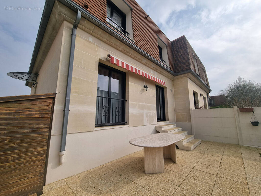 Maison à NEUILLY-PLAISANCE