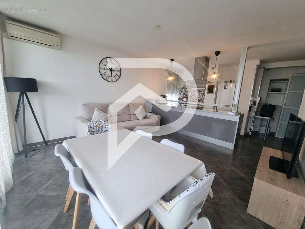 Appartement à PORT-DE-BOUC