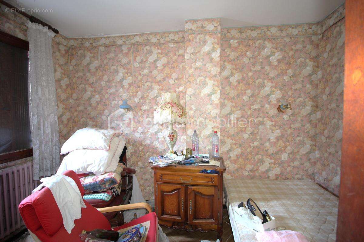 Appartement à LAMALOU-LES-BAINS