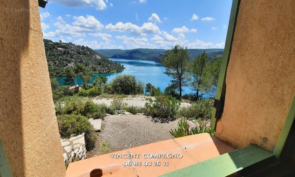 Maison à ESPARRON-DE-VERDON