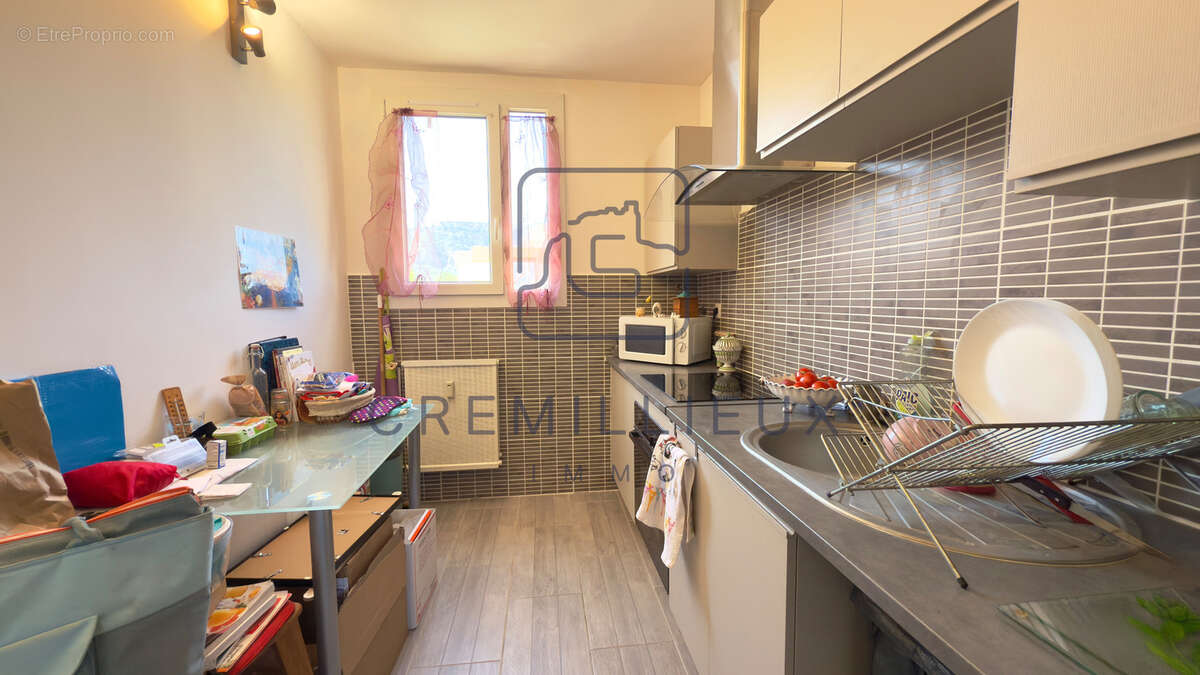 Appartement à GUILHERAND-GRANGES
