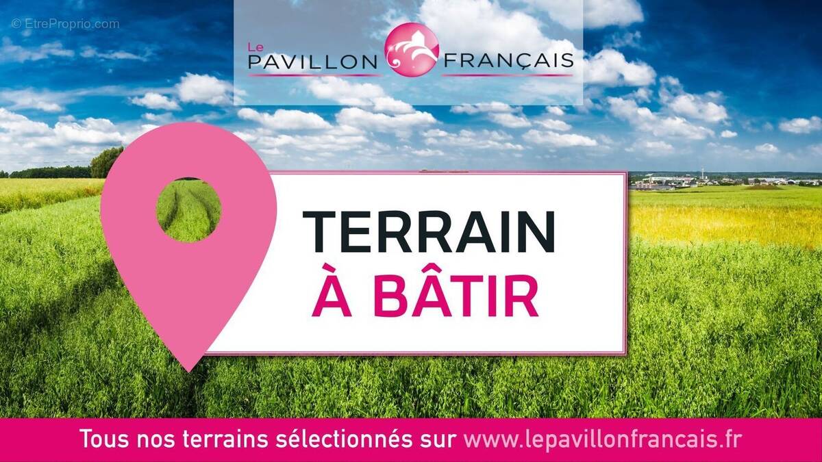 Terrain à ATTAINVILLE