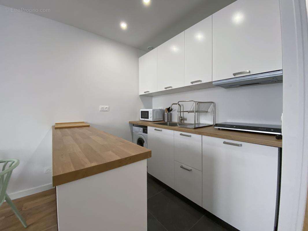 Appartement à PARIS-18E