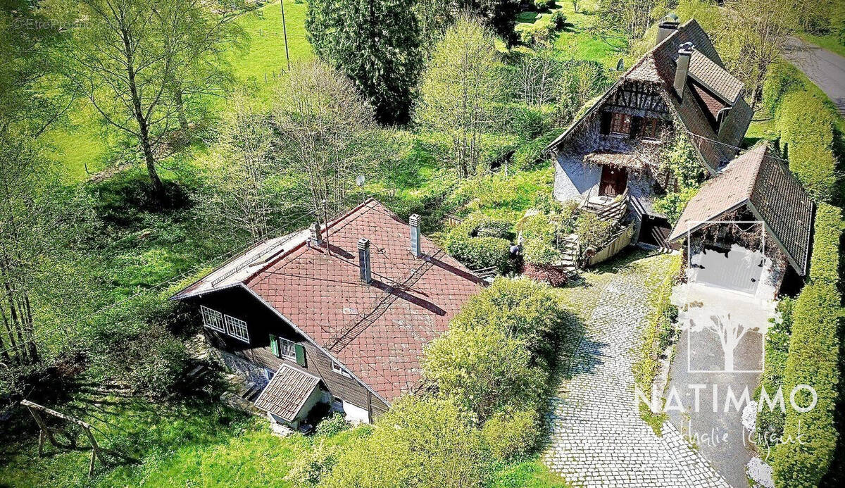 vus d&#039;ensemble - Maison à LE HOHWALD