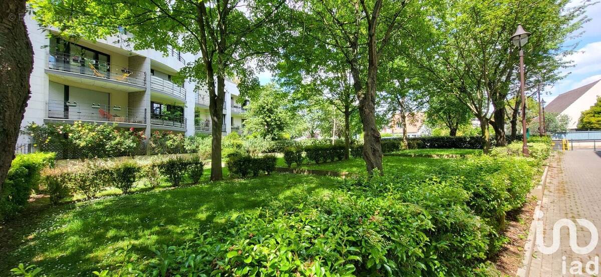 Photo 1 - Appartement à RUEIL-MALMAISON