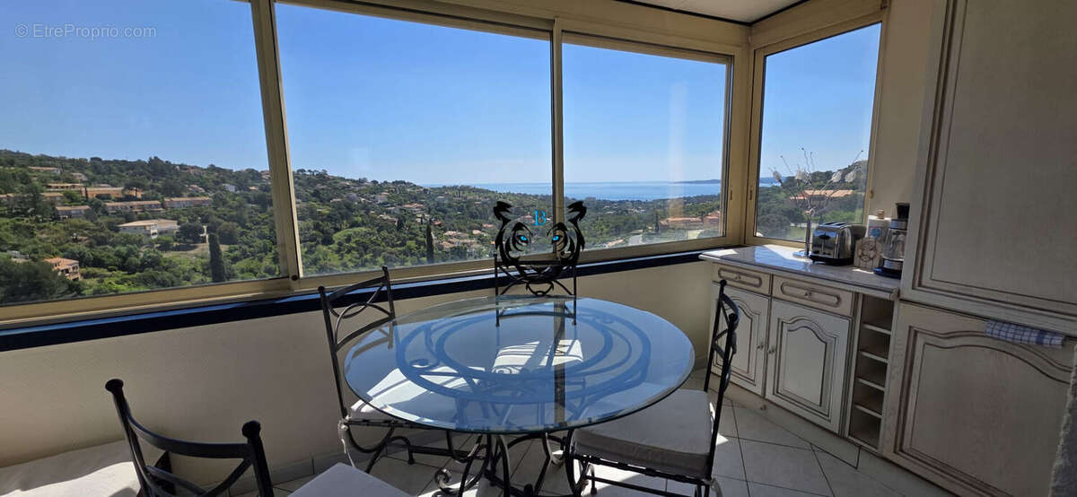 Appartement à LES ISSAMBRES