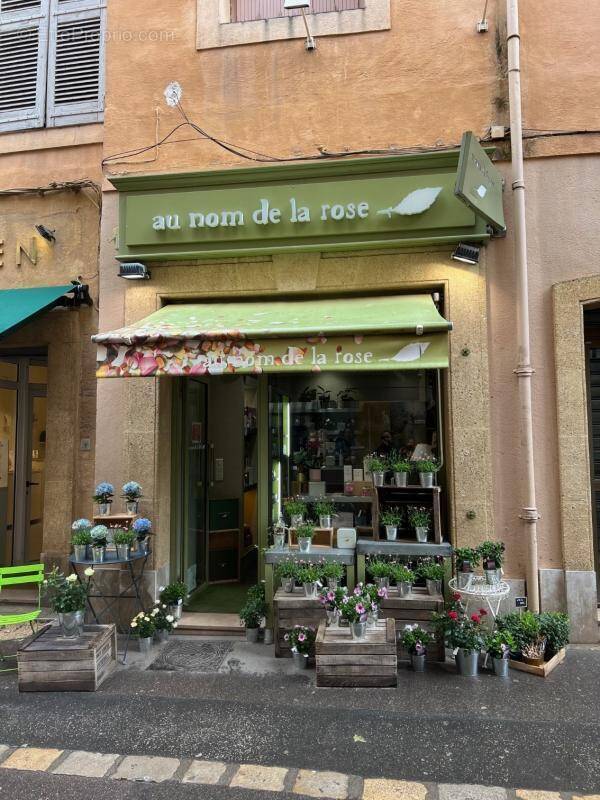 Commerce à AIX-EN-PROVENCE