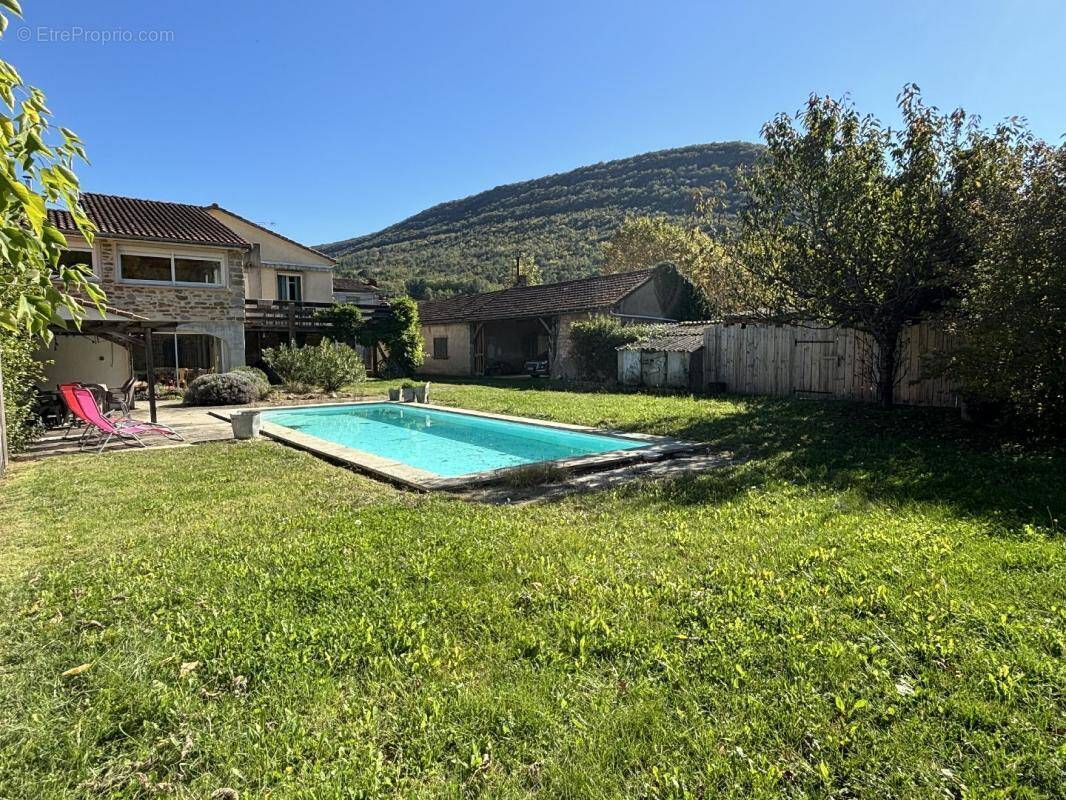 Maison à LA BASTIDE-SUR-L&#039;HERS