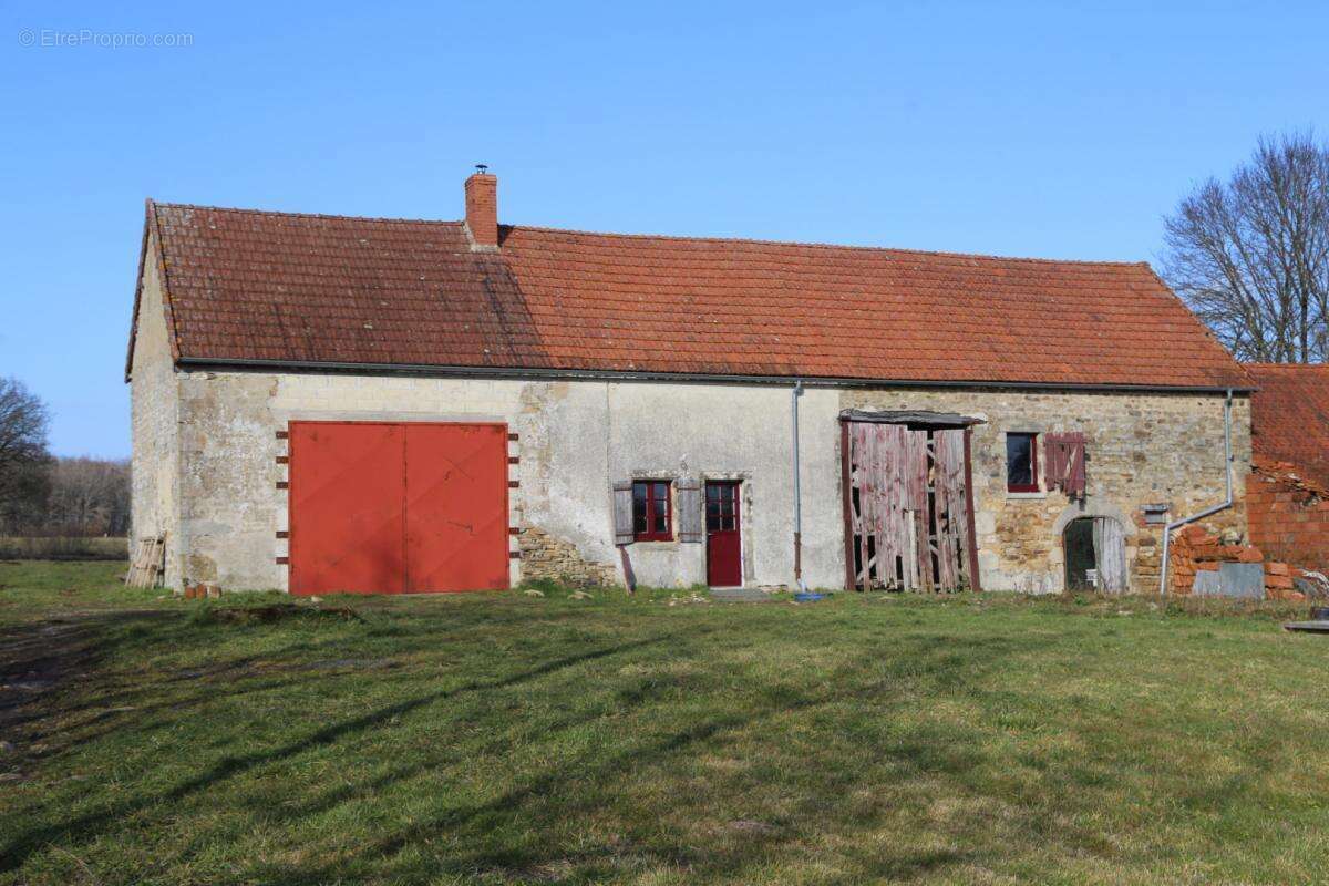 Maison à AUXY