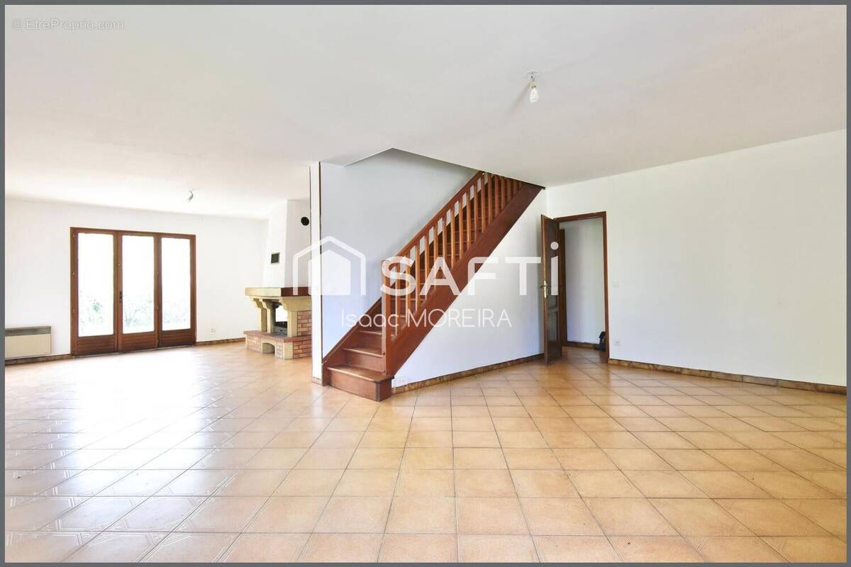 Photo 1 - Maison à JOUARS-PONTCHARTRAIN