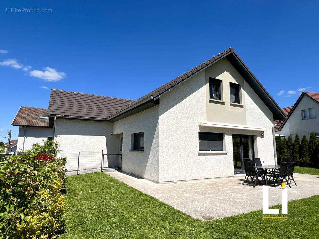 Maison à DAMPRICHARD