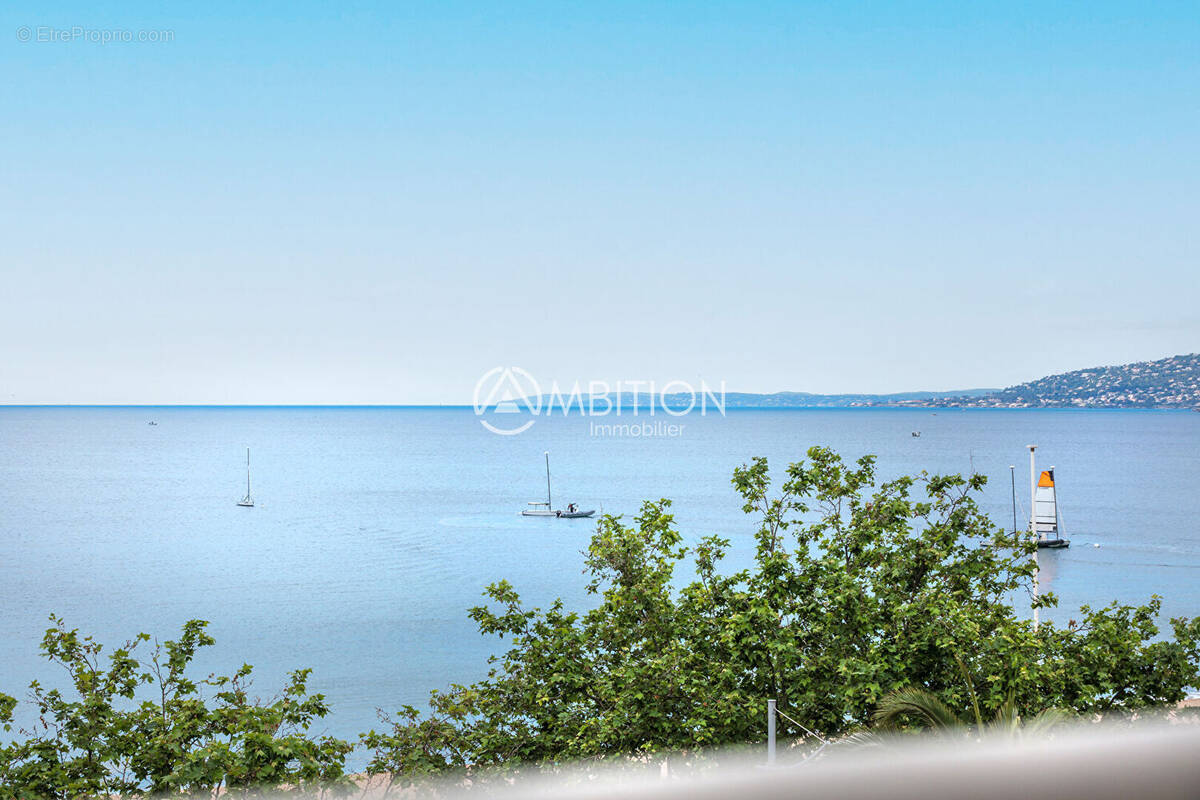 Appartement à FREJUS
