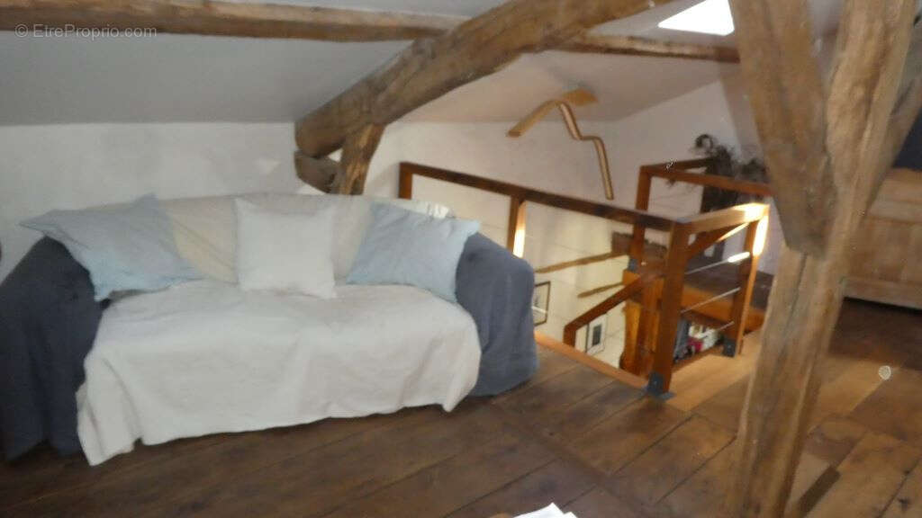 Maison à SAINT-BONNET-BRIANCE