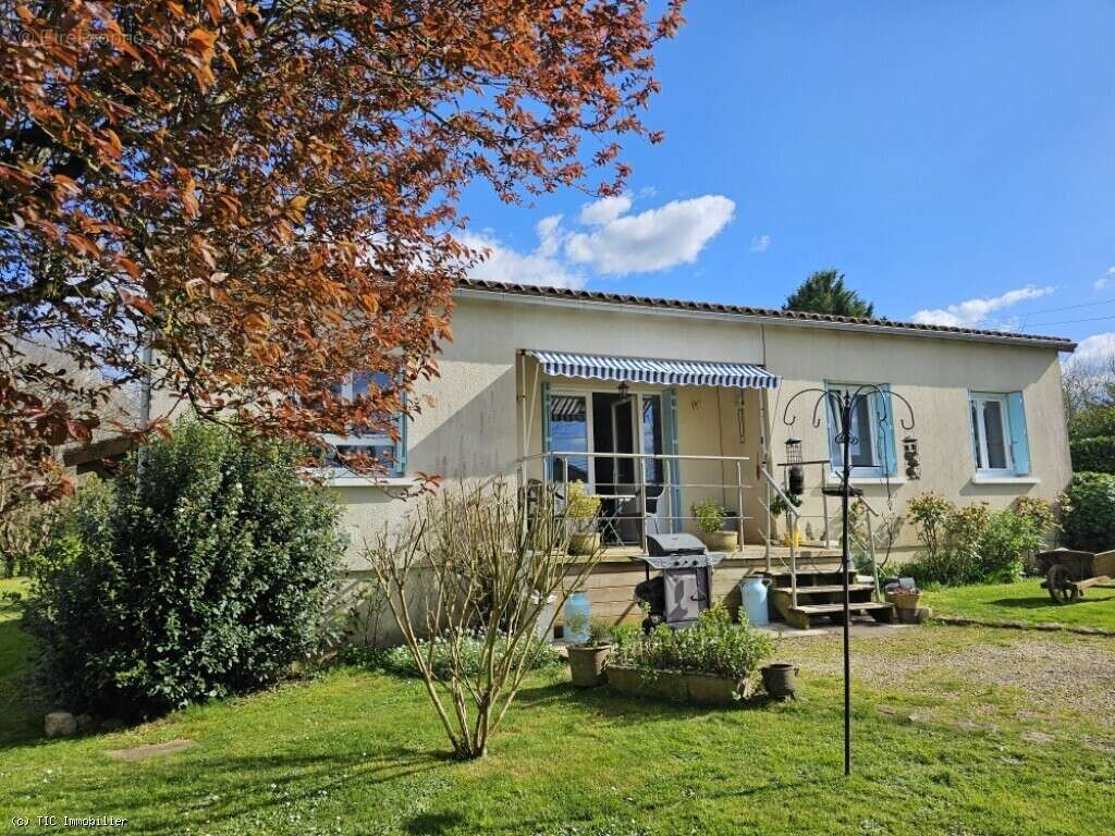 Maison à CIVRAY
