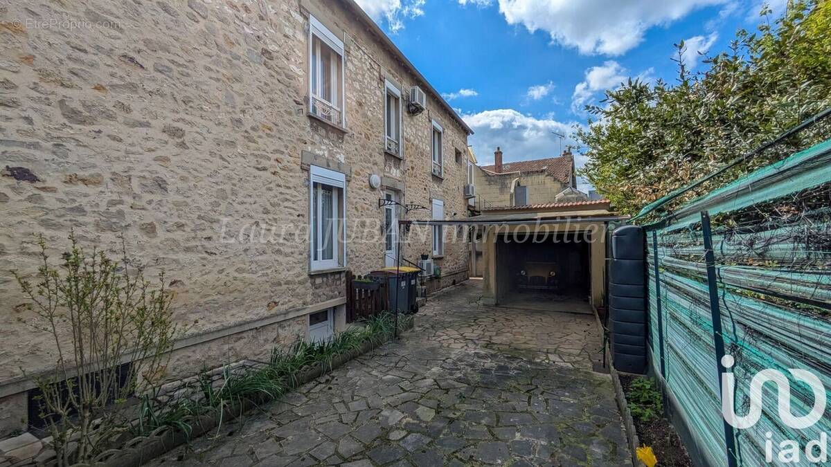 Photo 1 - Appartement à MONTEREAU-FAULT-YONNE
