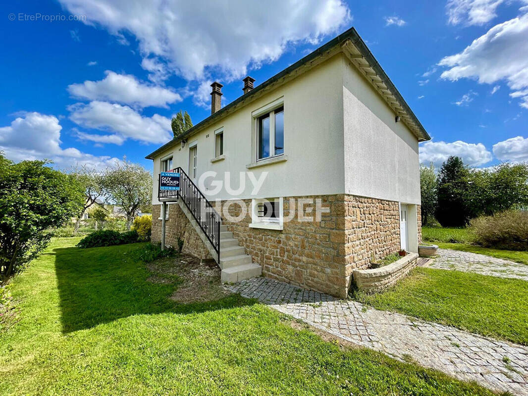 Maison à MARCEY-LES-GREVES