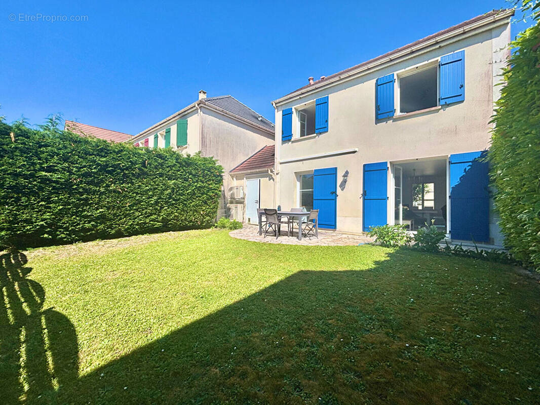Maison à CHEVANNES