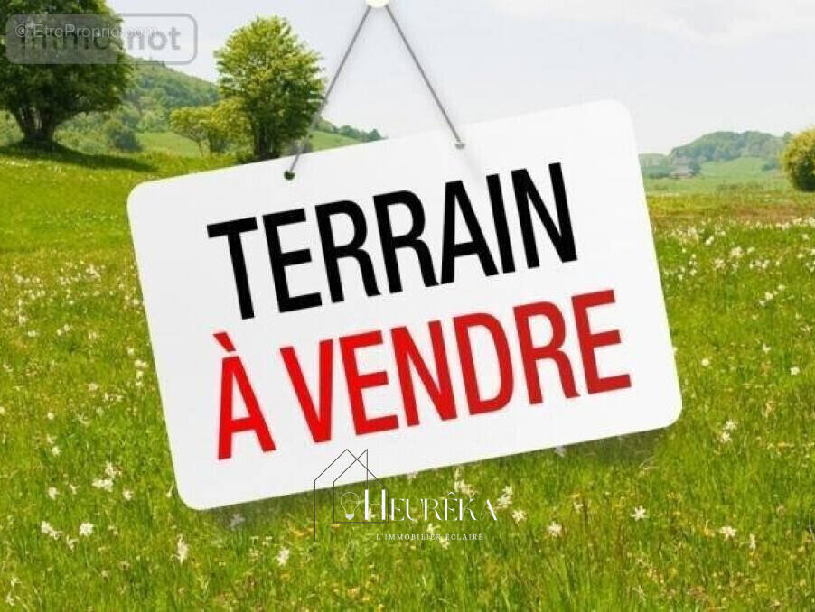 Terrain à MONTBAZON