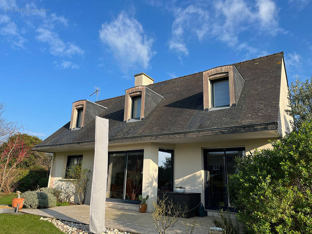 Maison à PLEUVEN