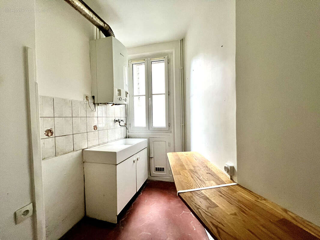 Appartement à PARIS-18E