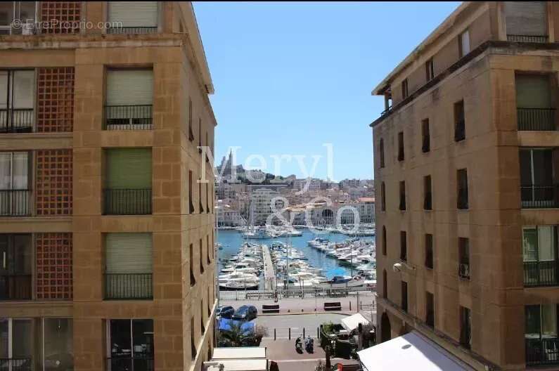 Appartement à MARSEILLE-2E